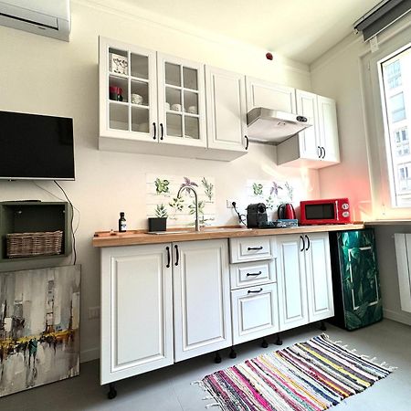 Rainbow Studio Flat- Monolocale Luminoso Milano Eksteriør bilde